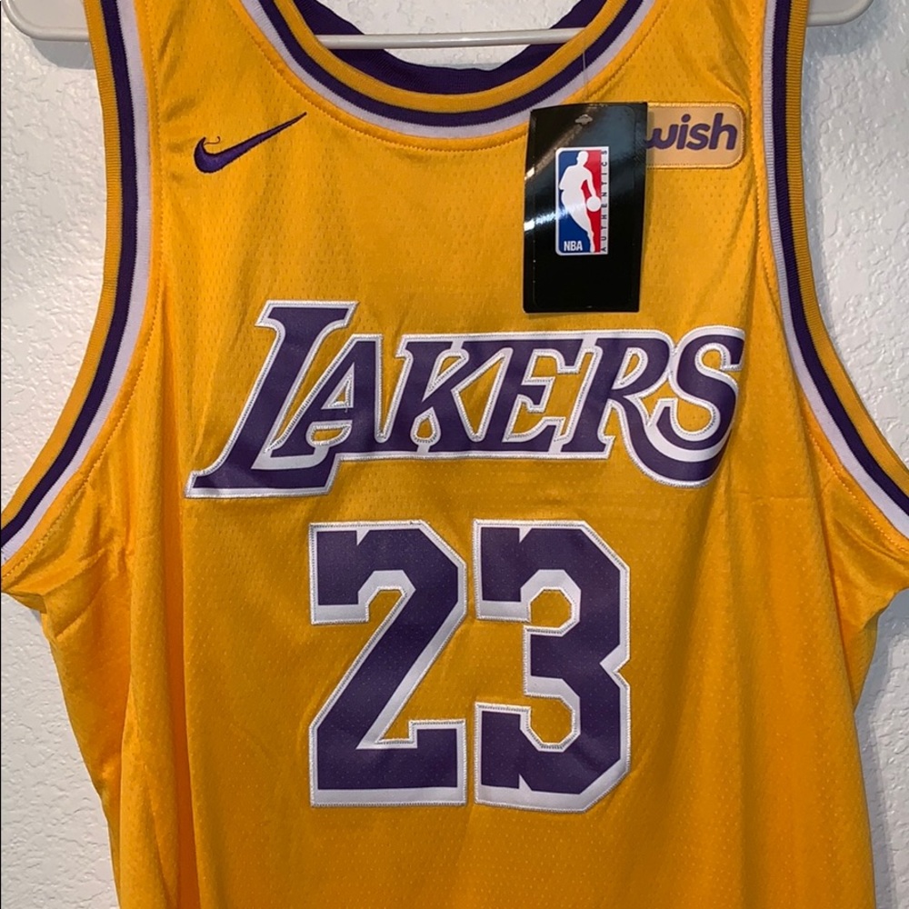 NWT Nike LeBron James Gold Los Angeles swingman
